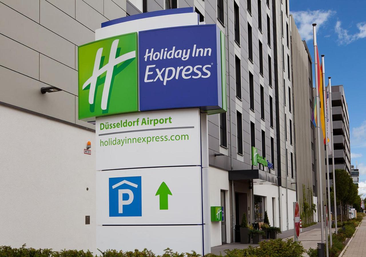 Holiday Inn Express - Dusseldorf Airport Ngoại thất bức ảnh